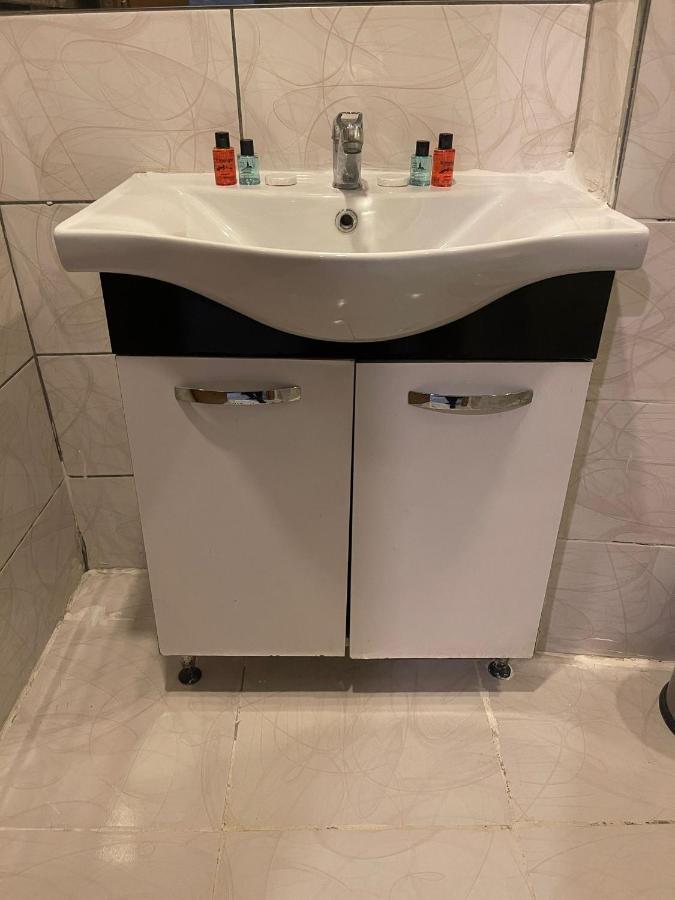 Ufuk Hotel Istanbul Bagian luar foto