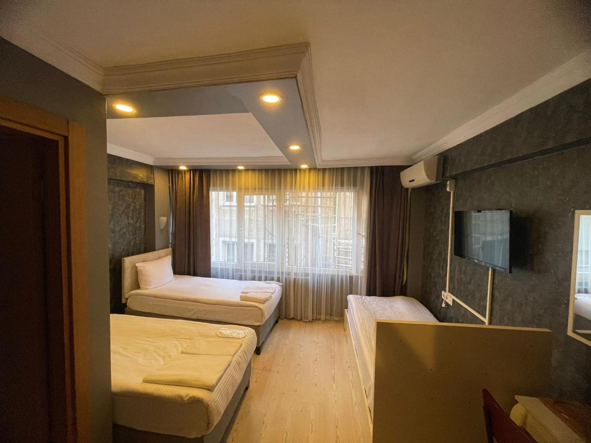Ufuk Hotel Istanbul Bagian luar foto